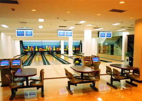 周邊設(shè)施綜合規(guī)劃 酒店、停車場(chǎng)與廣告設(shè)計(jì)的協(xié)同發(fā)展